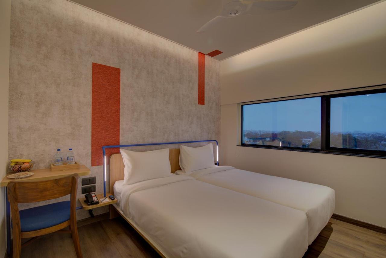7 Apple Hotel Nashik Exterior foto
